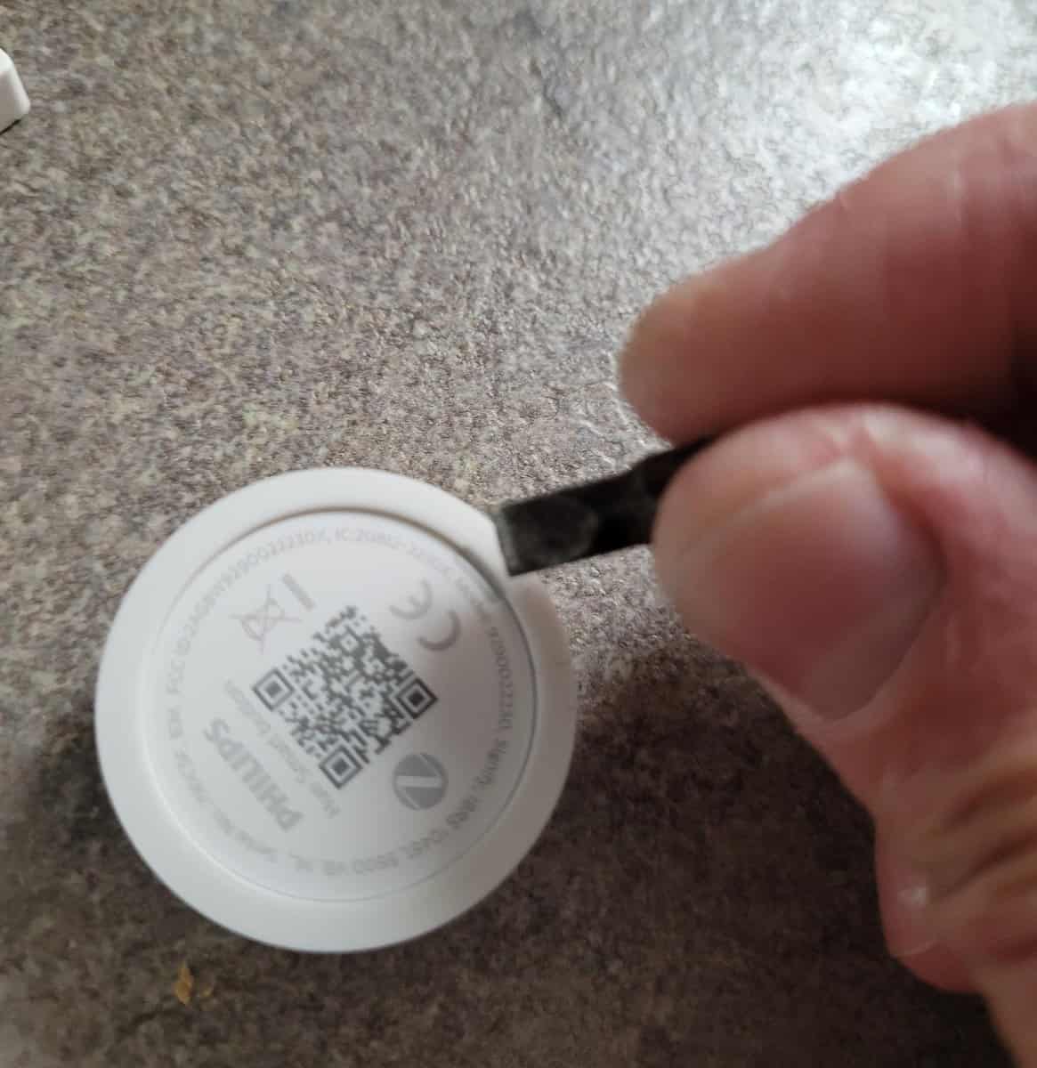 Hue Smart Button Battery Draining Quickly (Replace Or Fix)