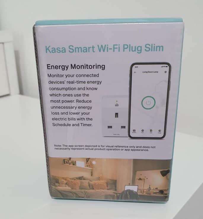 The Kasa smart plug box explains about the energy monitoring features