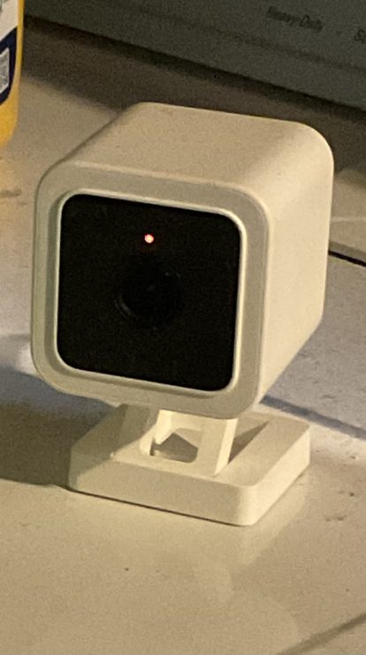 Wyze Cam v3 status light when red and being viewed